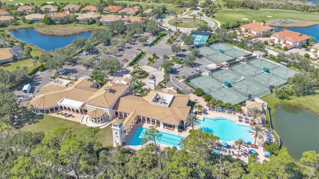 合同活跃: $519,000 (3 贝兹, 2 浴室, 1636 平方英尺)