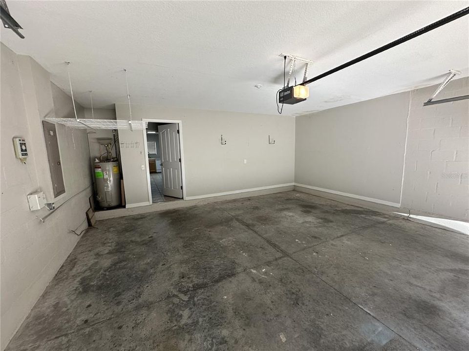 出租: $2,150 (3 贝兹, 2 浴室, 2656 平方英尺)