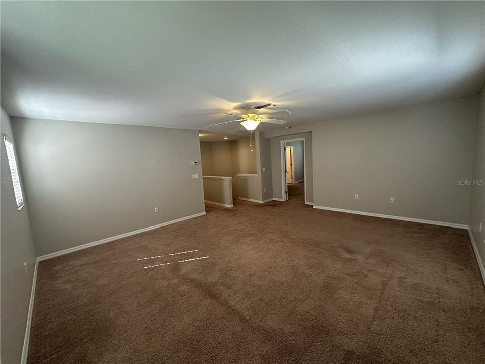 For Rent: $2,250 (3 beds, 2 baths, 2656 Square Feet)