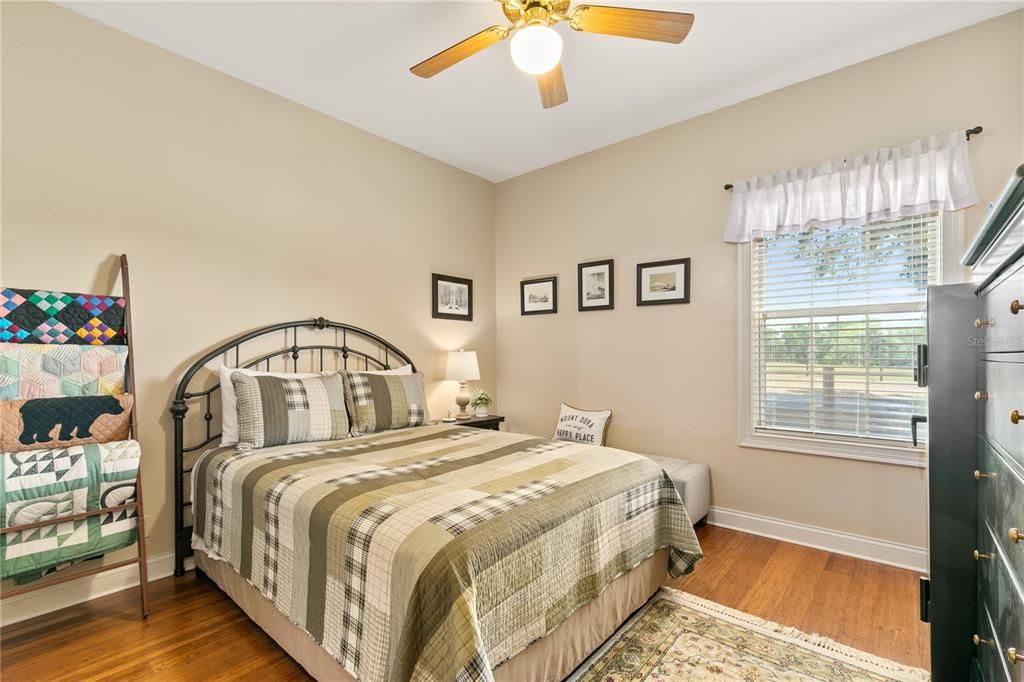 For Sale: $909,000 (3 beds, 2 baths, 2681 Square Feet)