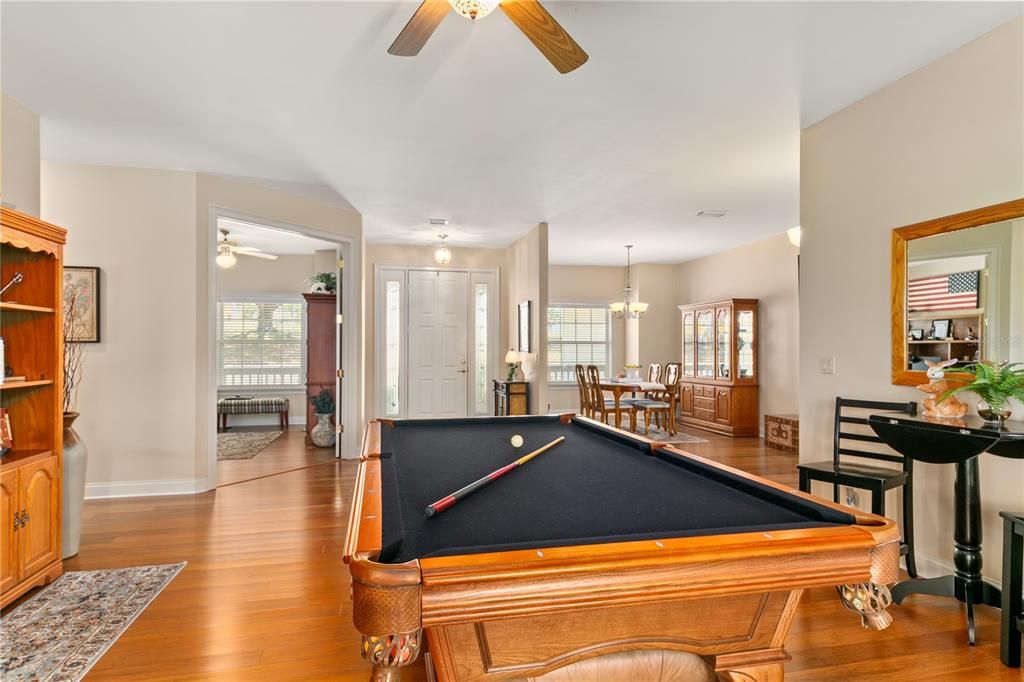 For Sale: $909,000 (3 beds, 2 baths, 2681 Square Feet)