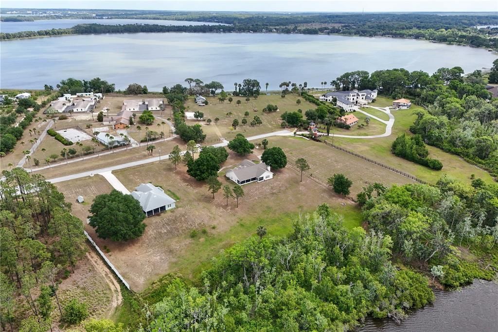For Sale: $909,000 (3 beds, 2 baths, 2681 Square Feet)