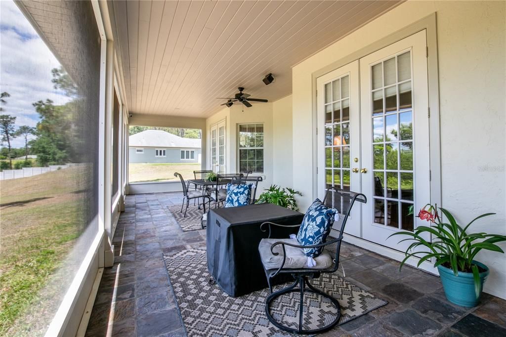 For Sale: $909,000 (3 beds, 2 baths, 2681 Square Feet)