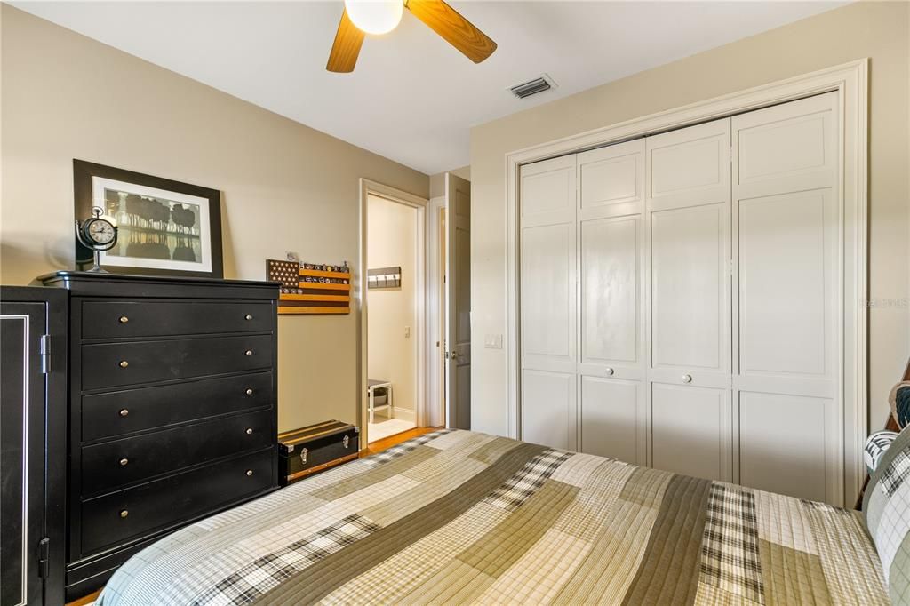 For Sale: $909,000 (3 beds, 2 baths, 2681 Square Feet)