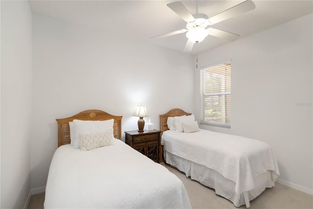 For Sale: $297,500 (2 beds, 2 baths, 1433 Square Feet)