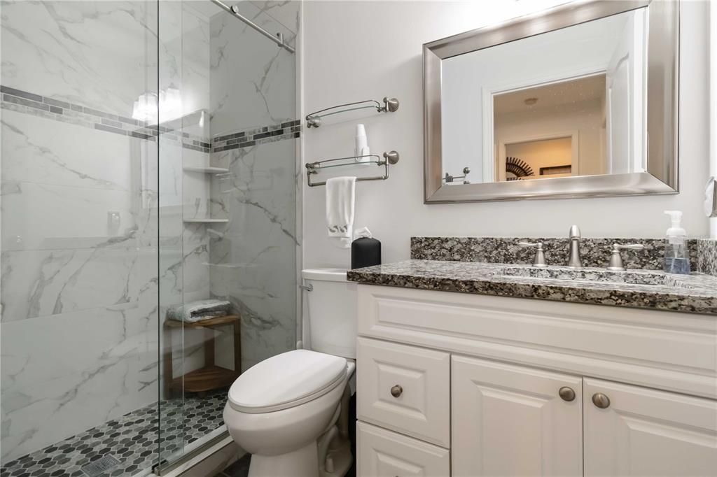 For Sale: $297,500 (2 beds, 2 baths, 1433 Square Feet)