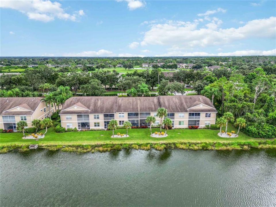 For Sale: $297,500 (2 beds, 2 baths, 1433 Square Feet)