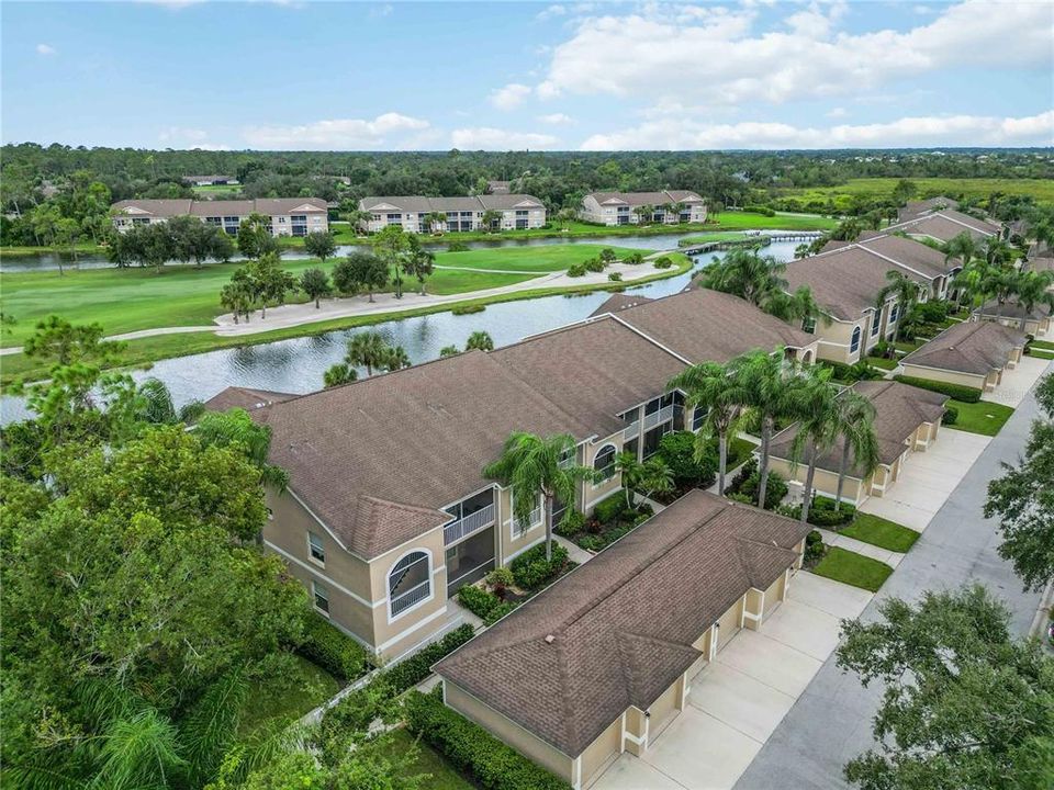 For Sale: $297,500 (2 beds, 2 baths, 1433 Square Feet)