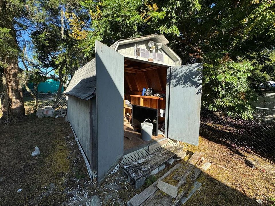 На продажу: $154,900 (2 спален, 2 ванн, 798 Квадратных фут)