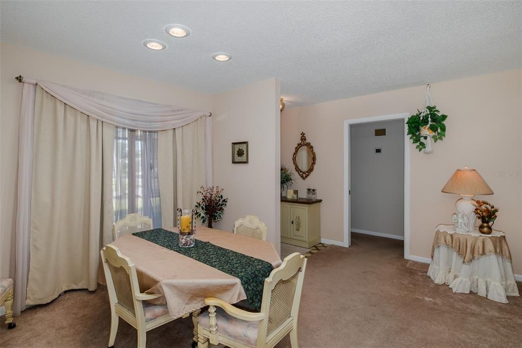 For Rent: $2,400 (3 beds, 2 baths, 1528 Square Feet)