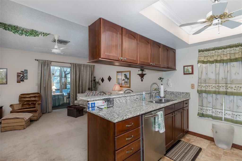 For Rent: $2,400 (3 beds, 2 baths, 1528 Square Feet)