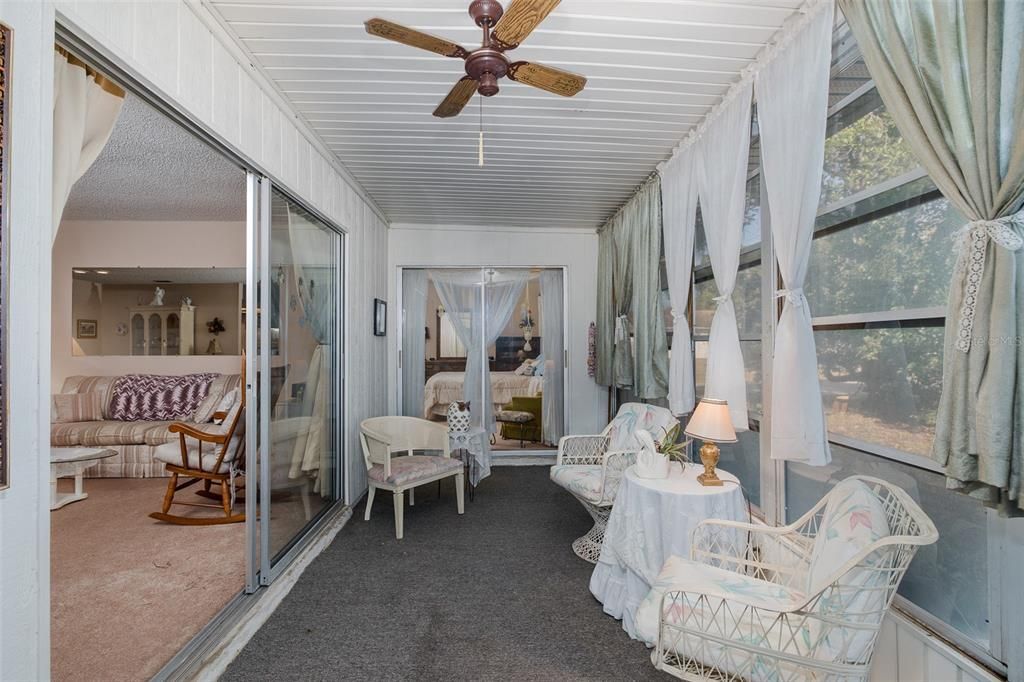 For Rent: $2,400 (3 beds, 2 baths, 1528 Square Feet)