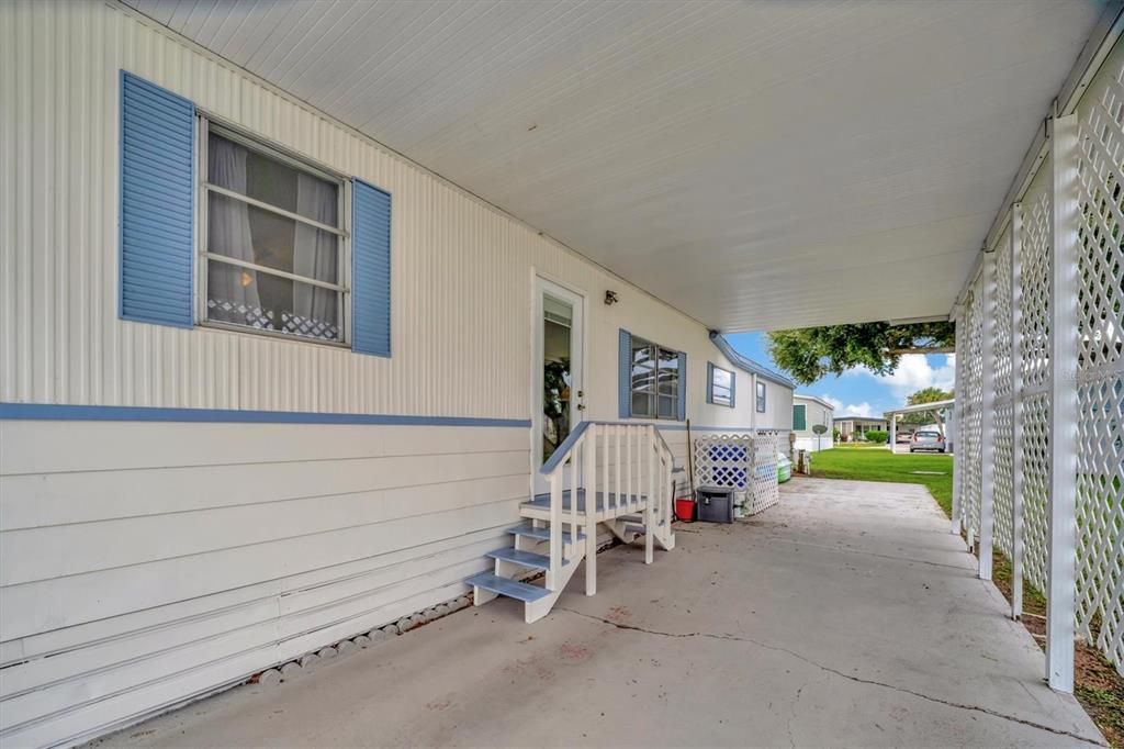 For Sale: $124,900 (2 beds, 1 baths, 891 Square Feet)