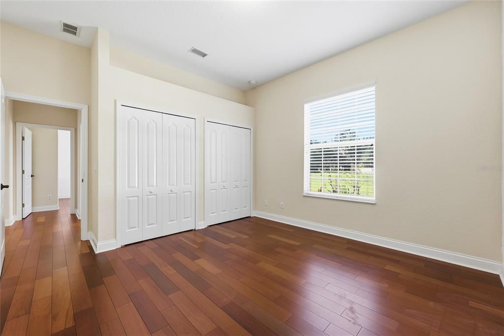 Activo con contrato: $530,000 (4 camas, 3 baños, 2693 Pies cuadrados)