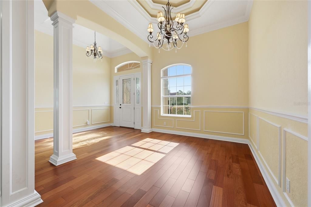 Activo con contrato: $530,000 (4 camas, 3 baños, 2693 Pies cuadrados)