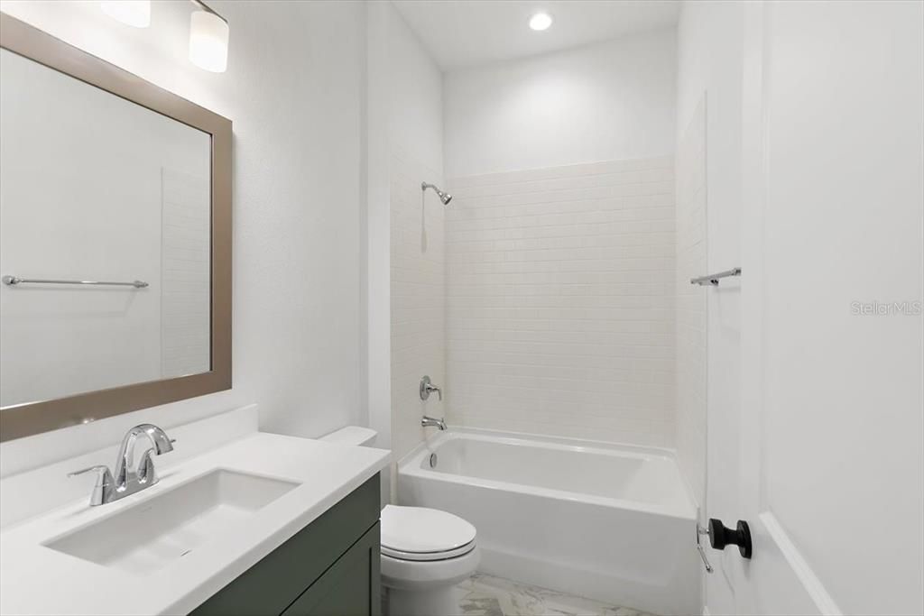 En Venta: $645,000 (4 camas, 4 baños, 2790 Pies cuadrados)