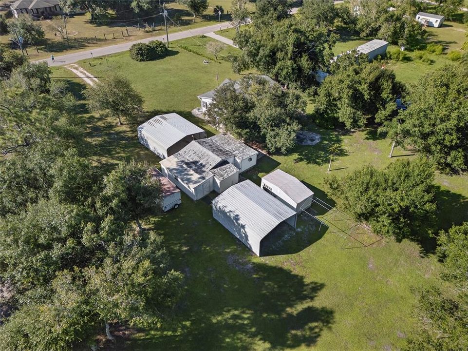 合同活跃: $237,000 (2 贝兹, 2 浴室, 1140 平方英尺)