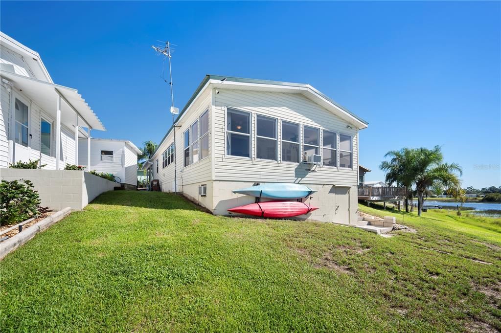 待售: $175,000 (2 贝兹, 2 浴室, 1116 平方英尺)