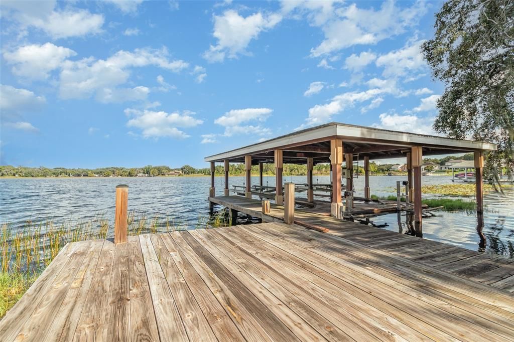 For Sale: $3,350,000 (5 beds, 4 baths, 6834 Square Feet)