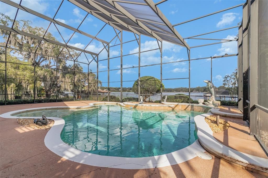 For Sale: $3,350,000 (5 beds, 4 baths, 6834 Square Feet)