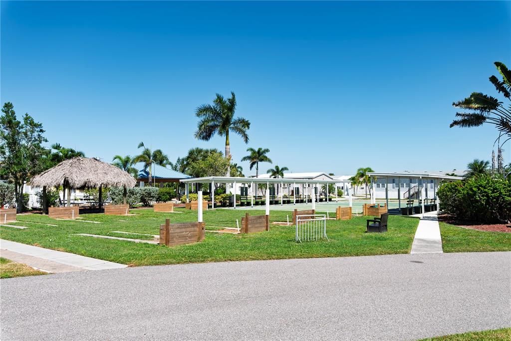 待售: $195,000 (2 贝兹, 2 浴室, 1501 平方英尺)