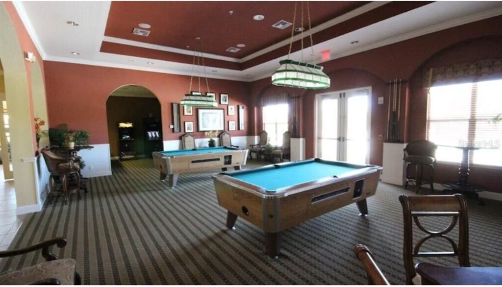 For Sale: $409,000 (6 beds, 5 baths, 2724 Square Feet)