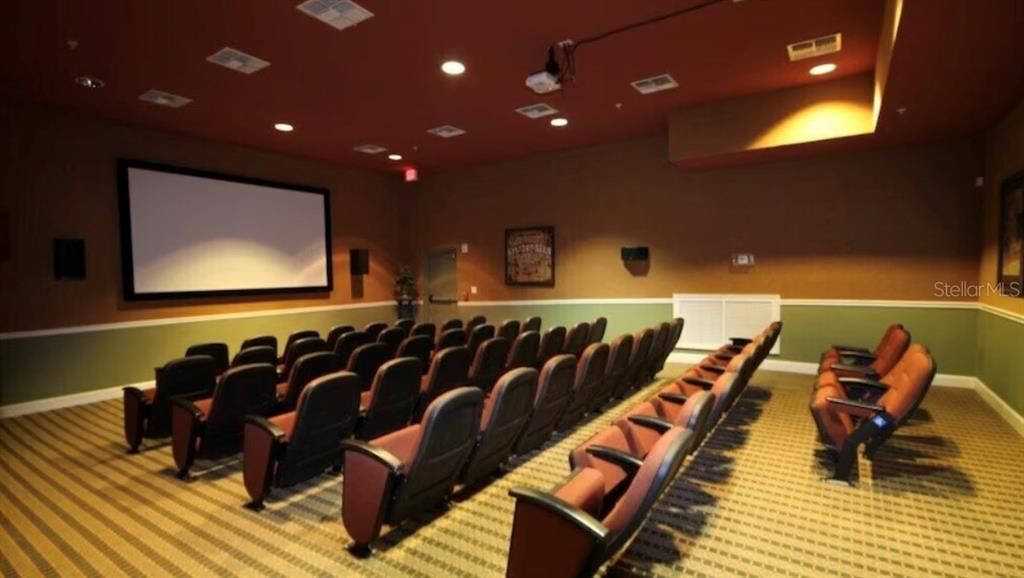 For Sale: $409,000 (6 beds, 5 baths, 2724 Square Feet)