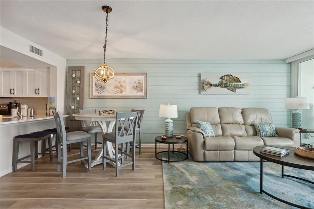 待售: $659,000 (2 贝兹, 2 浴室, 1255 平方英尺)