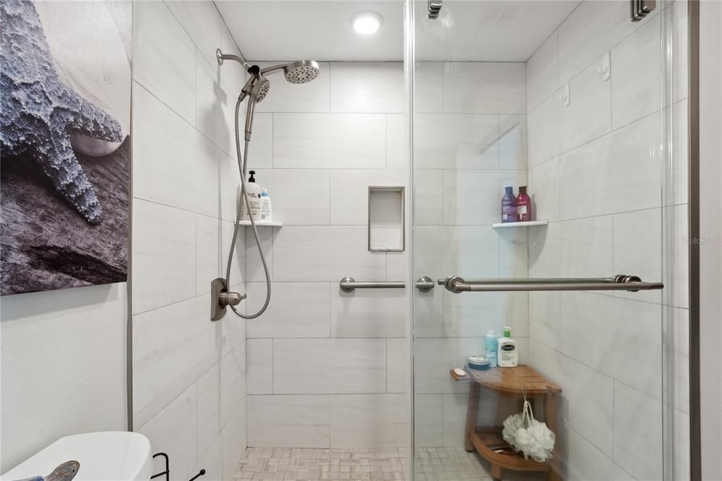 待售: $659,000 (2 贝兹, 2 浴室, 1255 平方英尺)