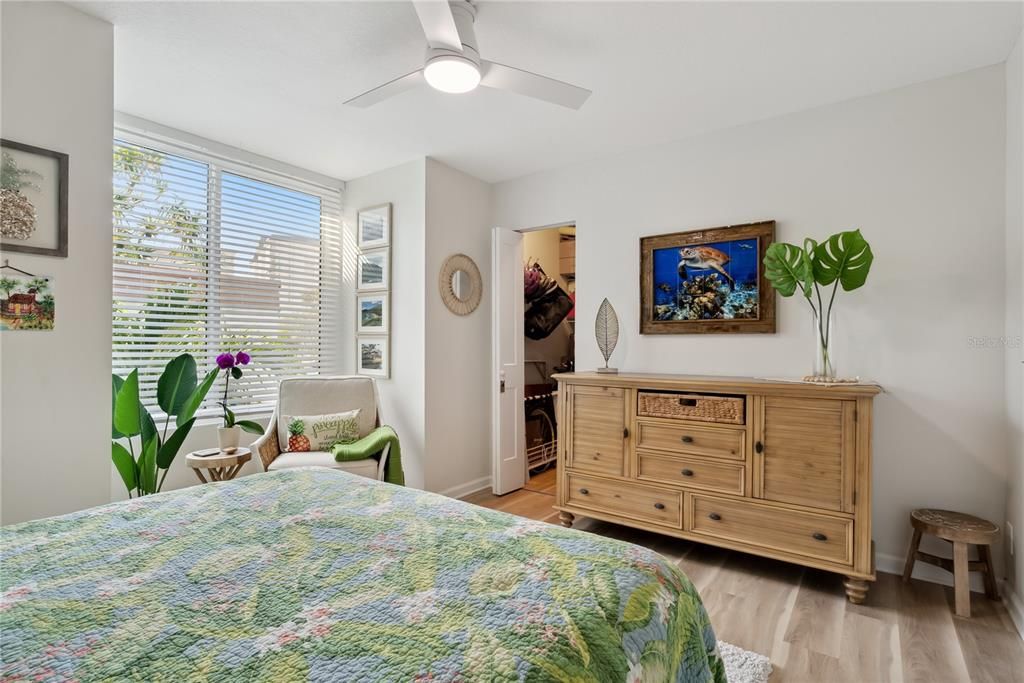 待售: $659,000 (2 贝兹, 2 浴室, 1255 平方英尺)