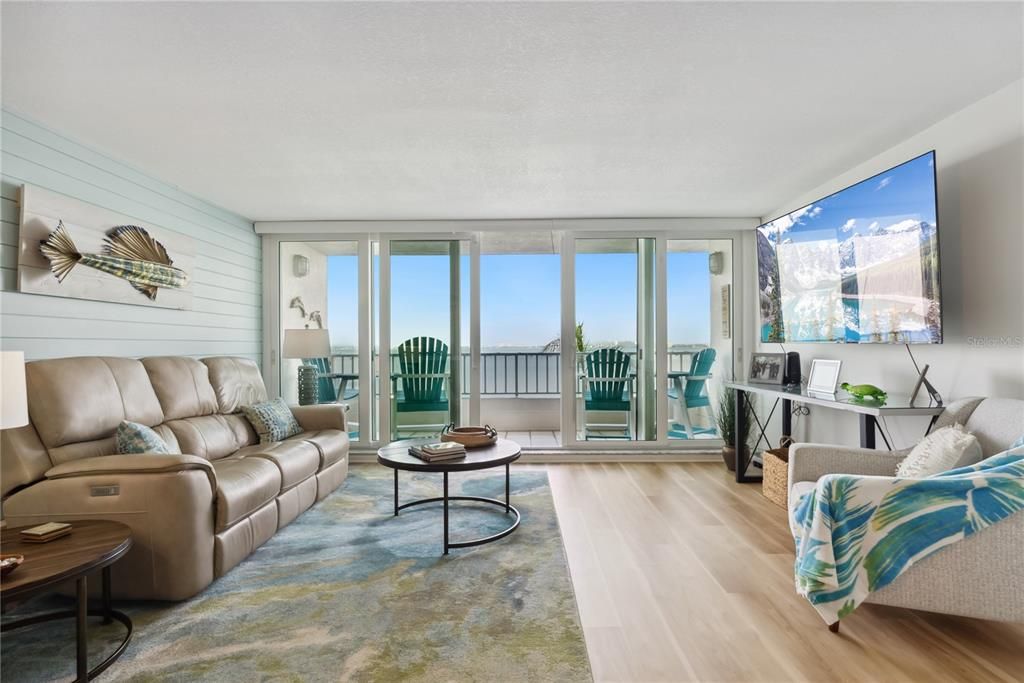 待售: $659,000 (2 贝兹, 2 浴室, 1255 平方英尺)