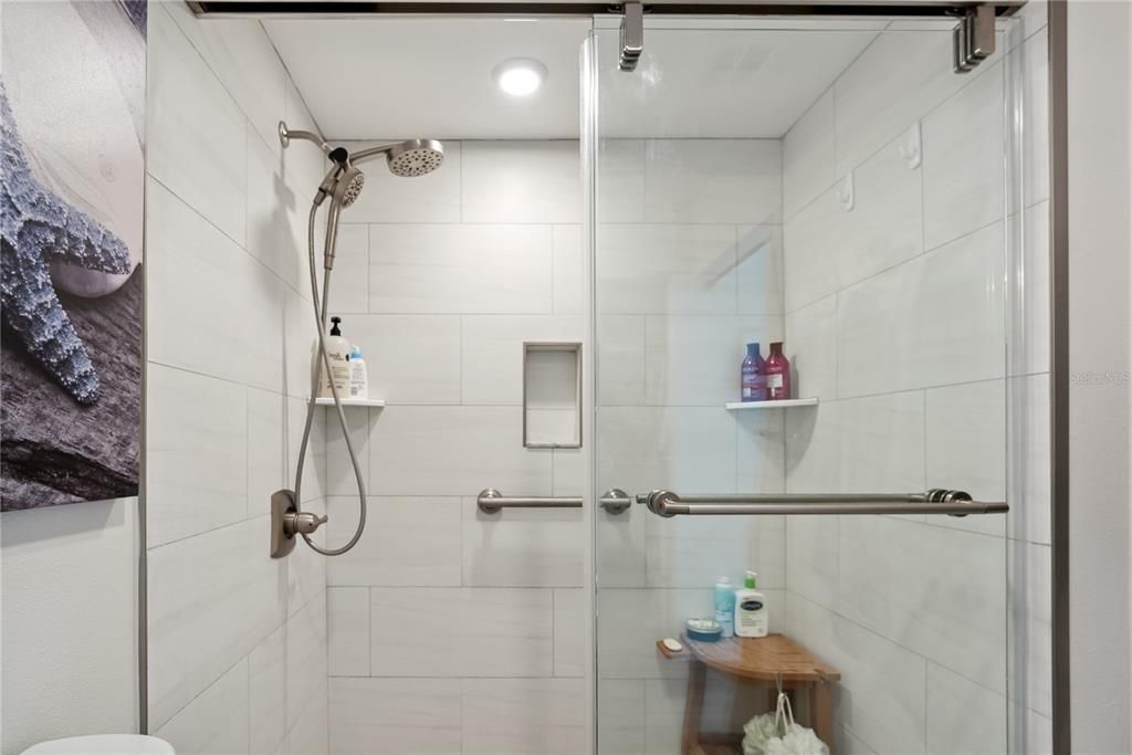 待售: $659,000 (2 贝兹, 2 浴室, 1255 平方英尺)