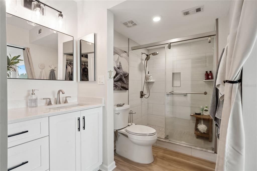 待售: $659,000 (2 贝兹, 2 浴室, 1255 平方英尺)