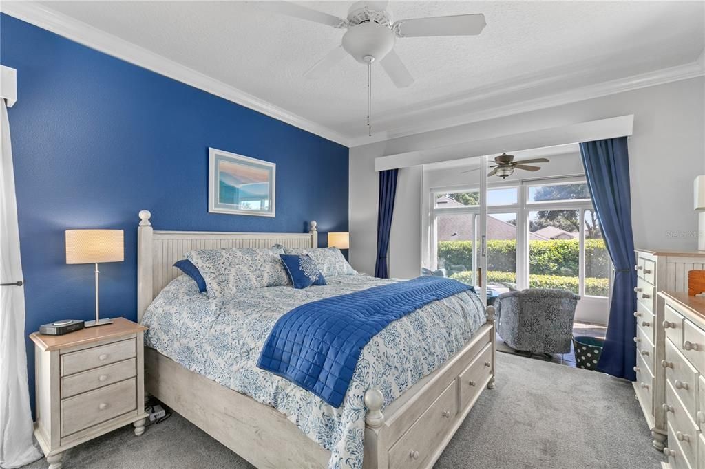 Active With Contract: $387,500 (3 beds, 2 baths, 1858 Square Feet)