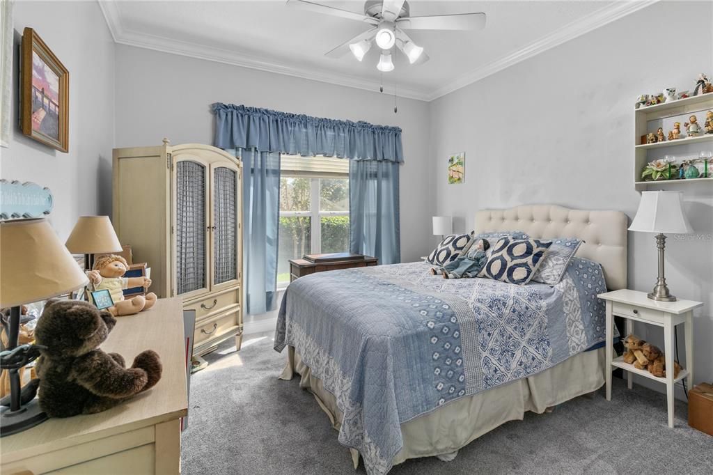 Active With Contract: $387,500 (3 beds, 2 baths, 1858 Square Feet)