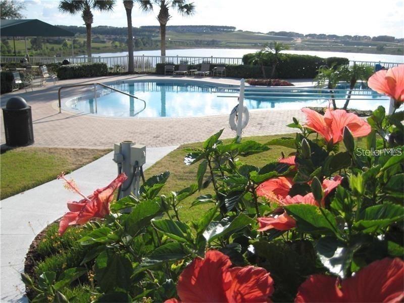 Active With Contract: $387,500 (3 beds, 2 baths, 1858 Square Feet)