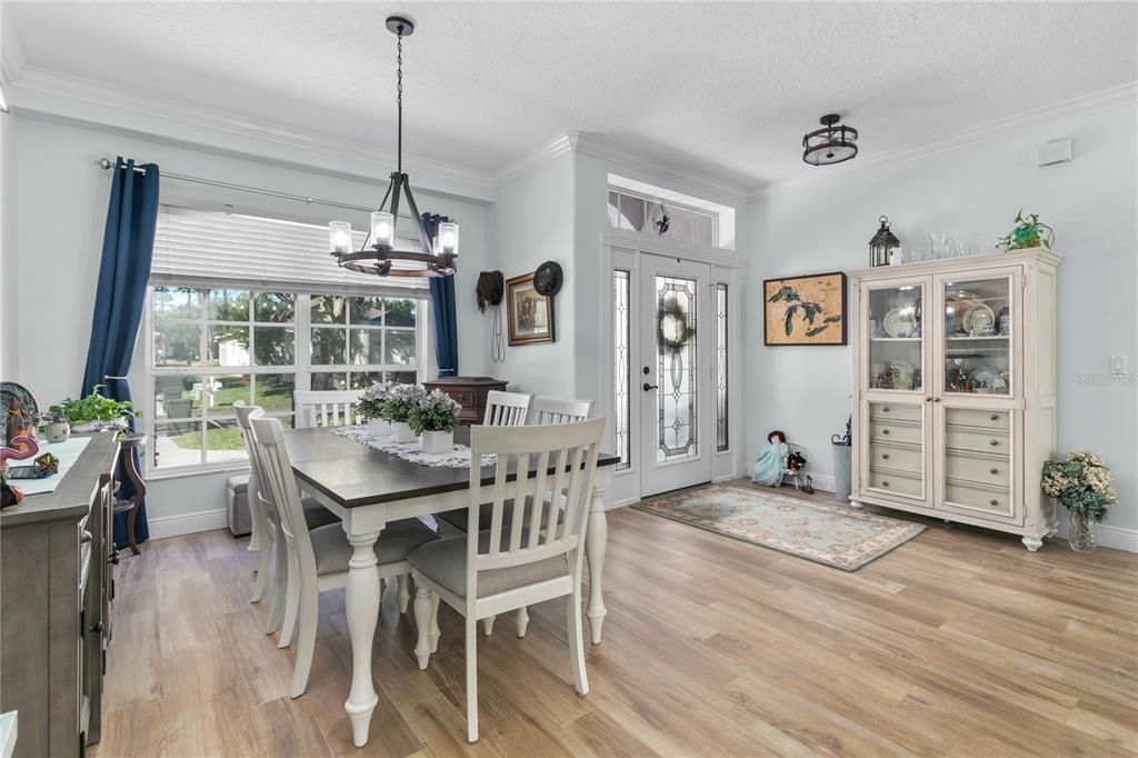 Active With Contract: $387,500 (3 beds, 2 baths, 1858 Square Feet)