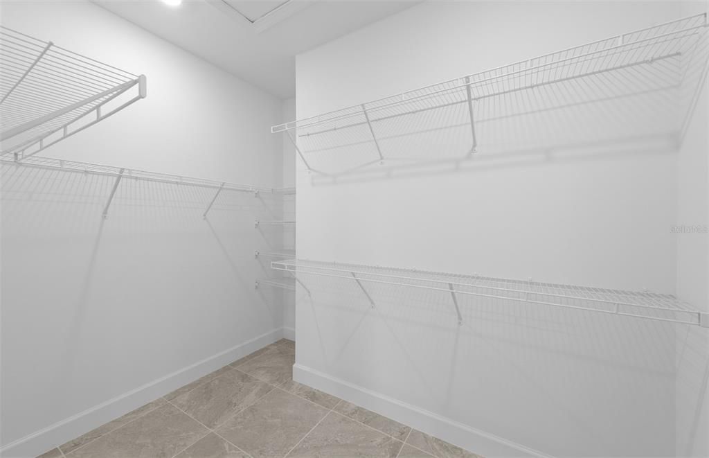 На продажу: $400,000 (2 спален, 2 ванн, 1448 Квадратных фут)