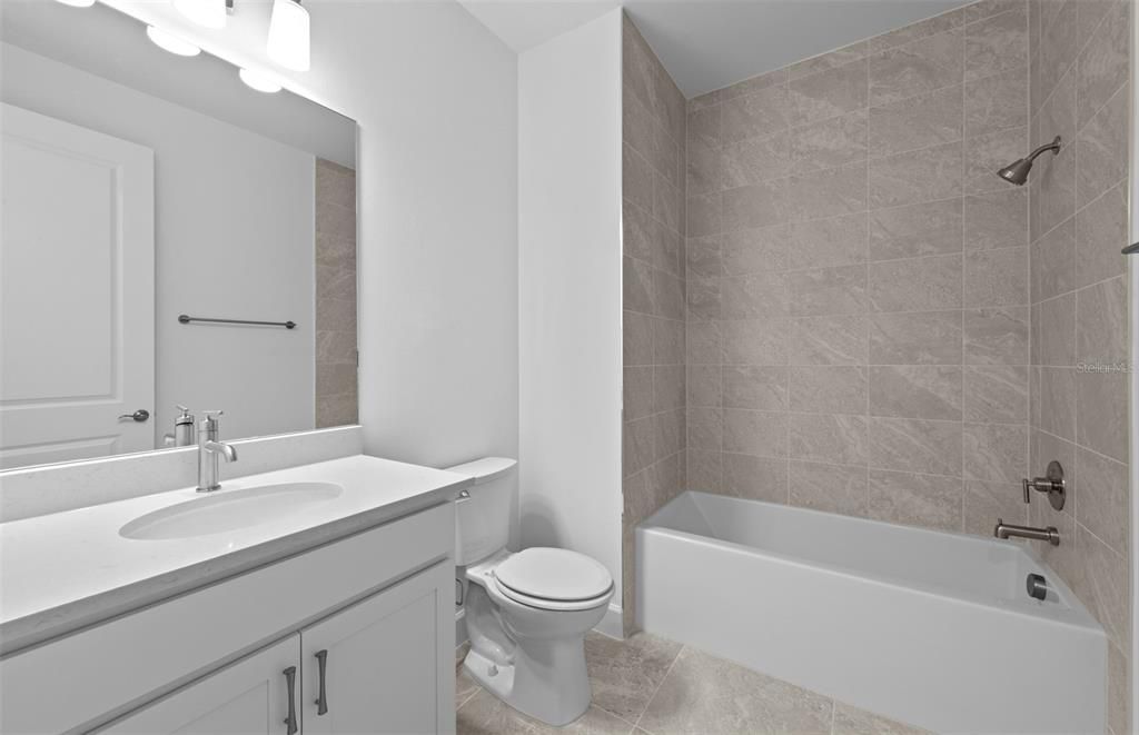 На продажу: $400,000 (2 спален, 2 ванн, 1448 Квадратных фут)