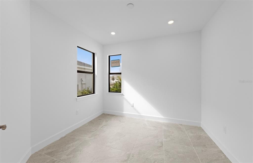 На продажу: $400,000 (2 спален, 2 ванн, 1448 Квадратных фут)