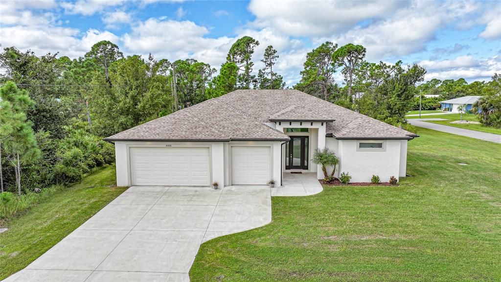 For Sale: $624,900 (3 beds, 2 baths, 2003 Square Feet)