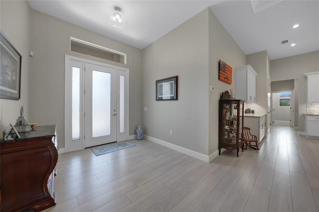 For Sale: $624,900 (3 beds, 2 baths, 2003 Square Feet)