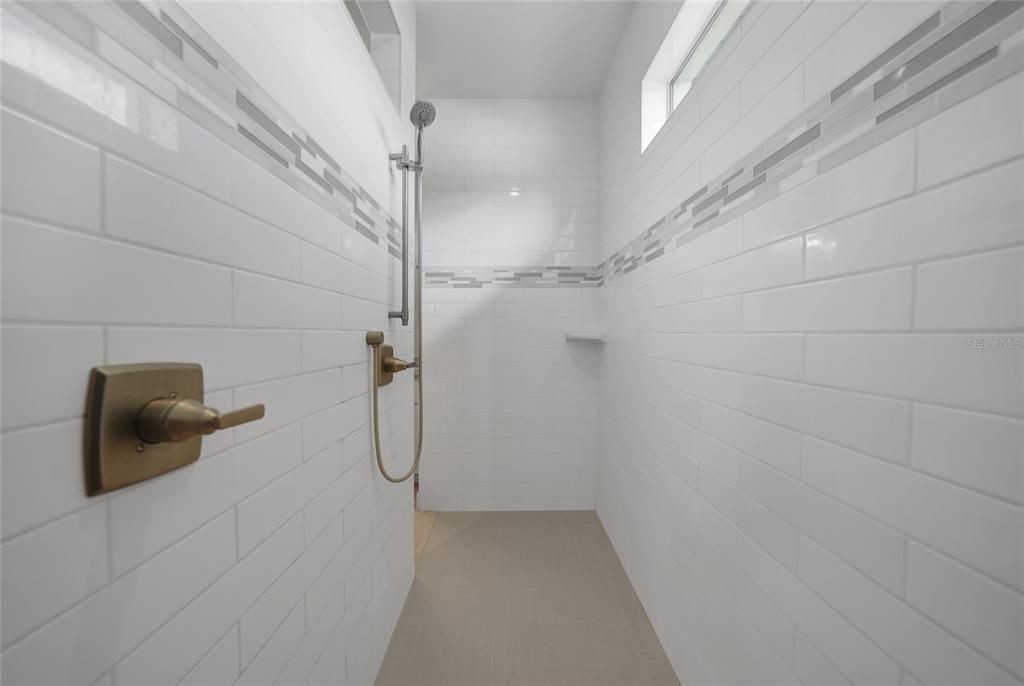 For Sale: $624,900 (3 beds, 2 baths, 2003 Square Feet)