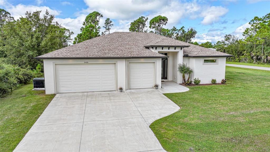 For Sale: $624,900 (3 beds, 2 baths, 2003 Square Feet)