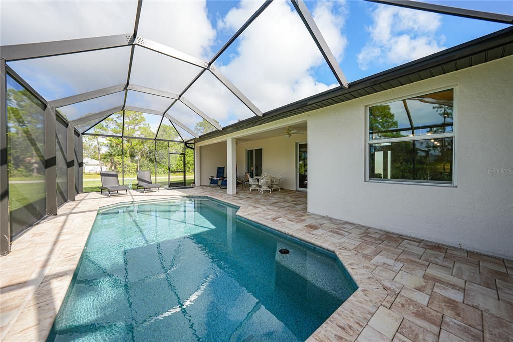 For Sale: $624,900 (3 beds, 2 baths, 2003 Square Feet)