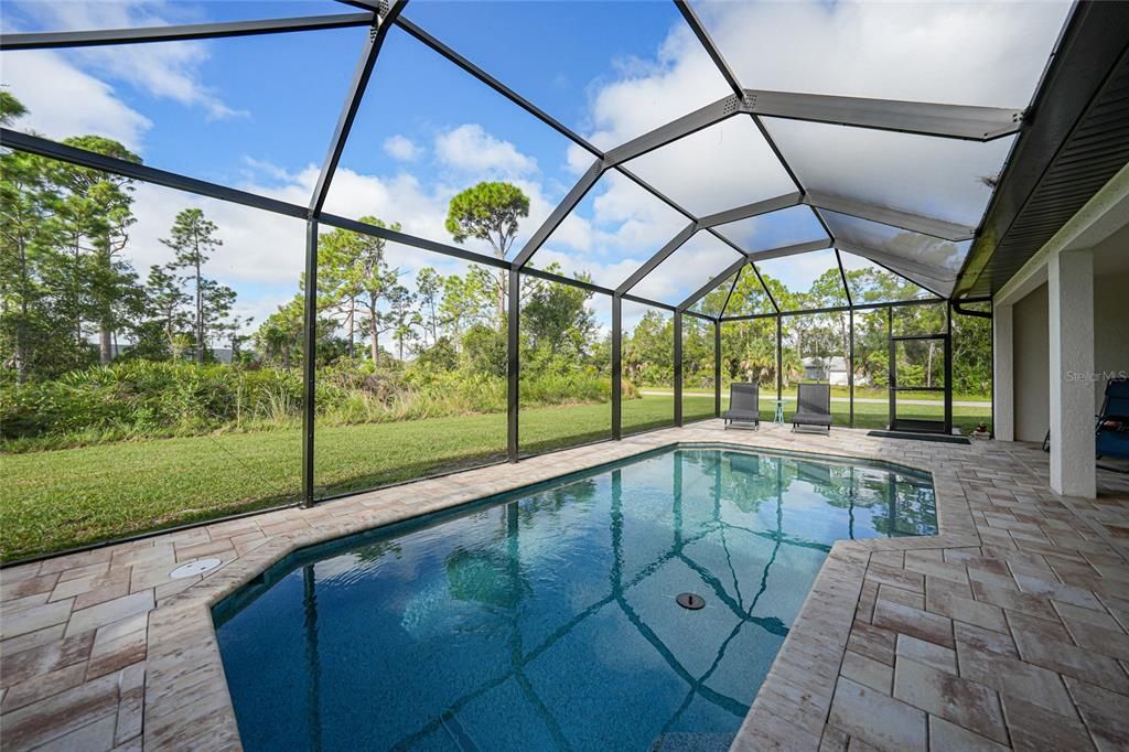 For Sale: $624,900 (3 beds, 2 baths, 2003 Square Feet)