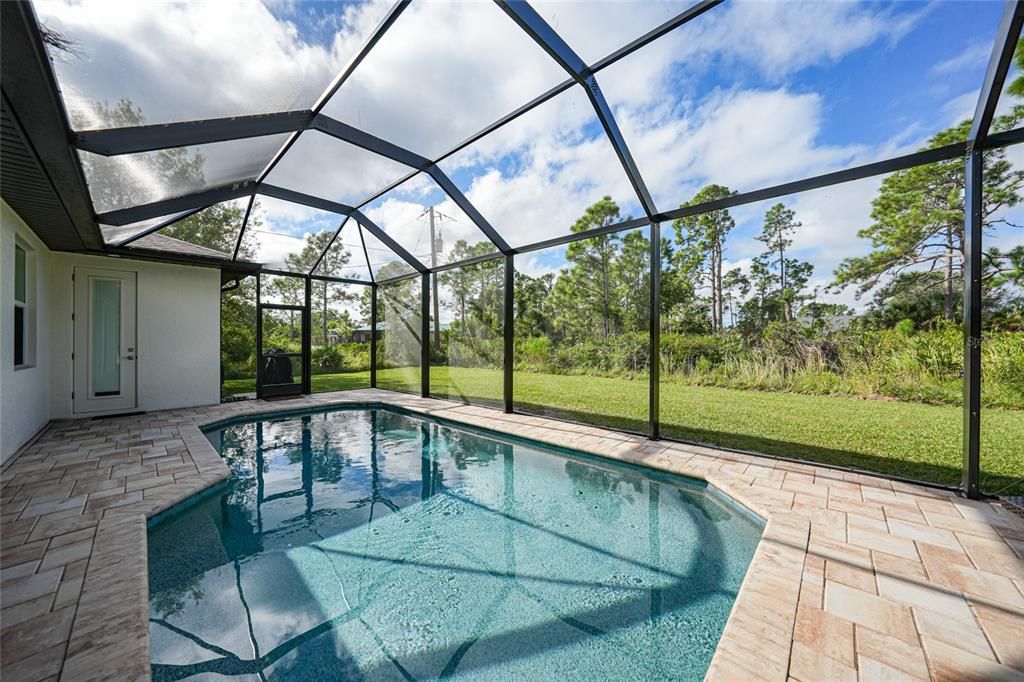 For Sale: $624,900 (3 beds, 2 baths, 2003 Square Feet)