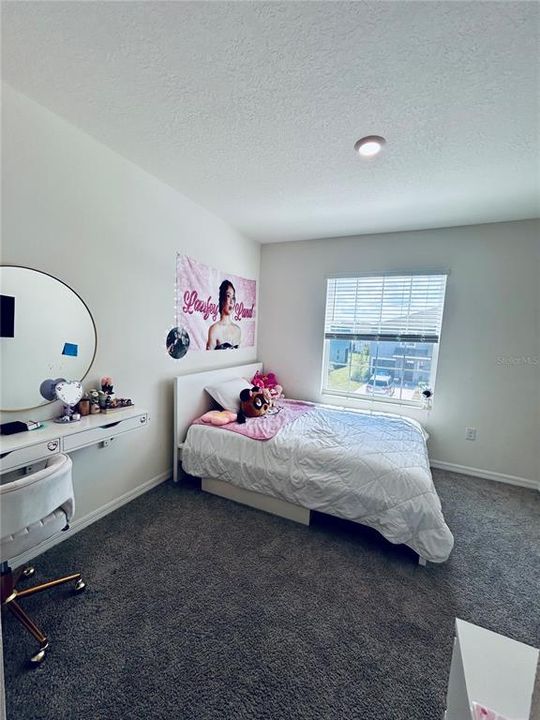 Active With Contract: $2,095 (3 beds, 2 baths, 1673 Square Feet)