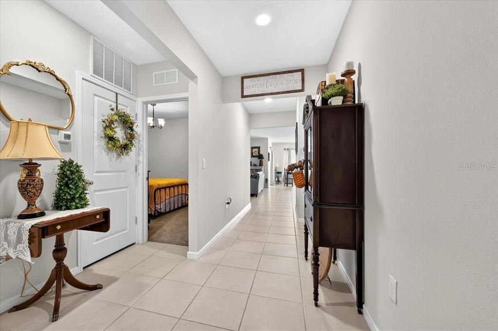 En Venta: $335,461 (3 camas, 2 baños, 1817 Pies cuadrados)