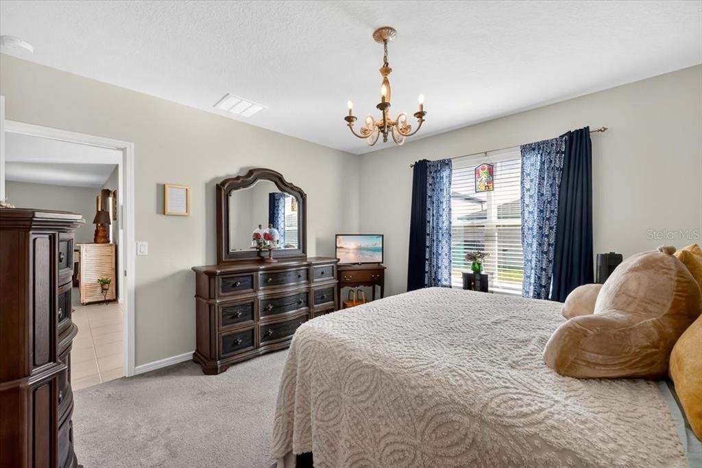 En Venta: $335,461 (3 camas, 2 baños, 1817 Pies cuadrados)